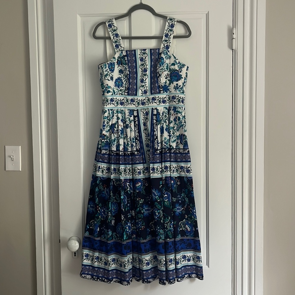 Shoshanna size 2 blue and white dress.
